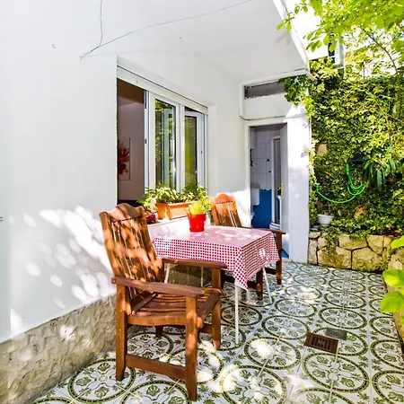 Suites Barbaric Hvar Town
